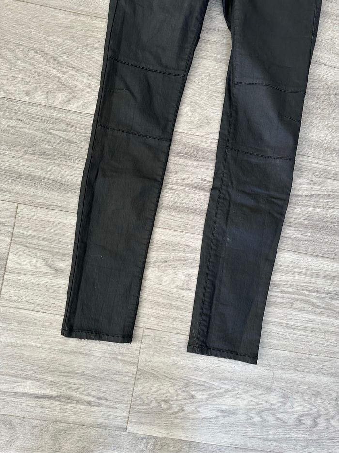 Jean denim skinny slim huilé noir en cuir Diesel T26 36 S - photo numéro 4