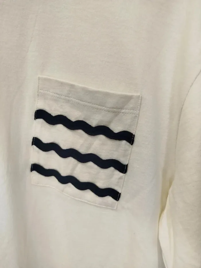 Tshirt blanc cassé à poche avec motifs ondulés noirs - CMT Atelier - Taille L - Neuf A349 - photo numéro 3
