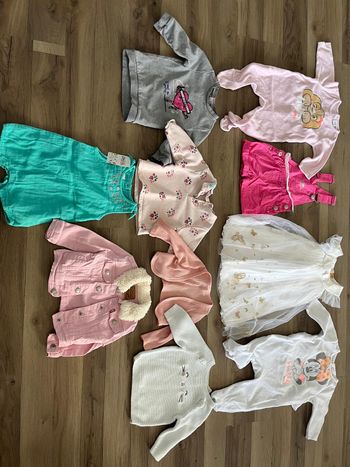 Lot de vêtements fille 6 mois - 20 euros