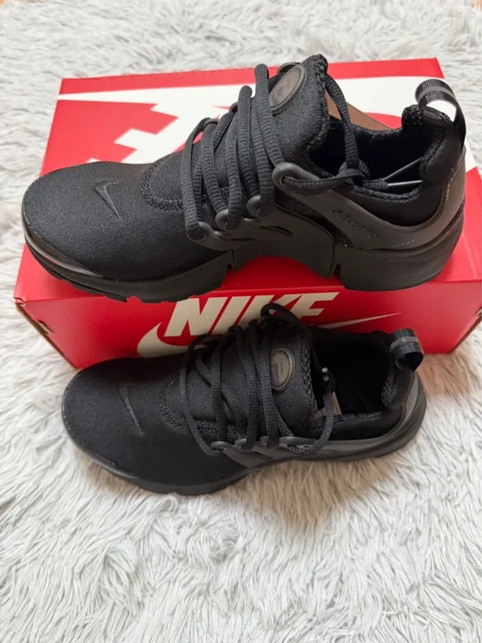 Nike Air Presto – Taille 36 – noir – Neuf avec étiquette - photo numéro 8
