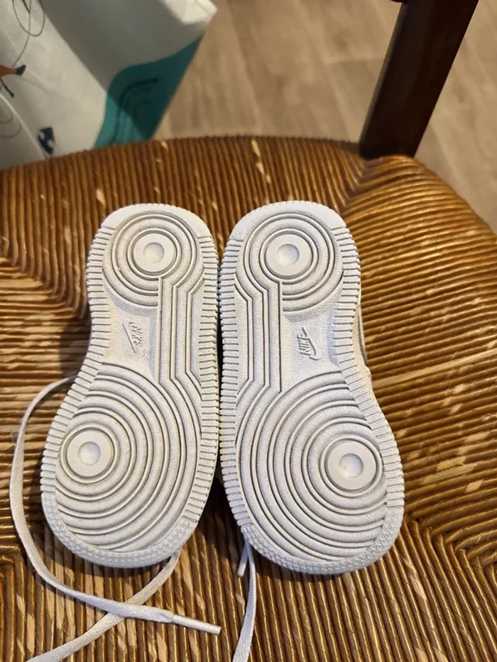 Nike air force 1 bébé taille 22 - photo numéro 2