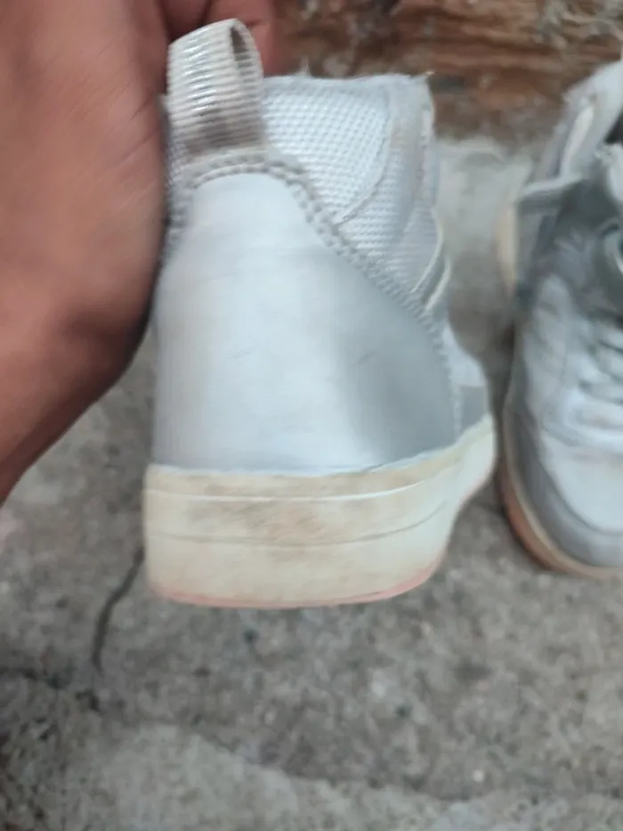 Chaussures basket taille 28 marque Okaïdi - photo numéro 7