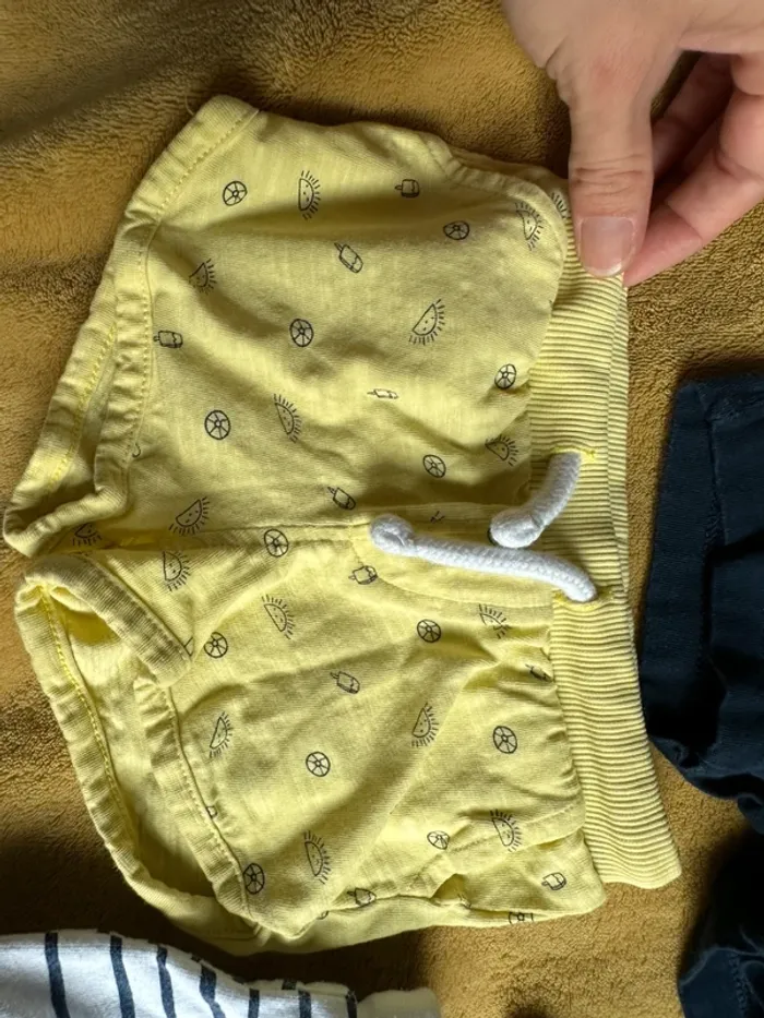 Lot de 5 shorts taille 6 mois - photo numéro 4
