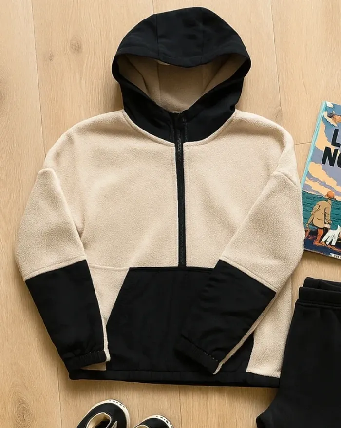 Sweat Veste à capuche Polaire Enfant 10 ans - photo numéro 2