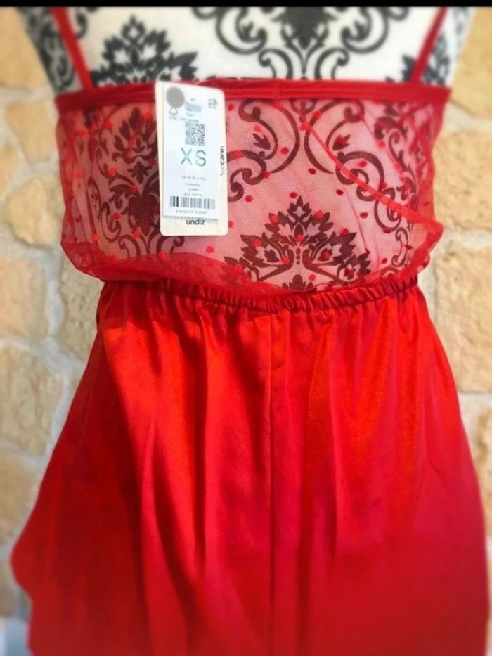 Combinaison Romantique en Dentelle Rouge Passion – Taille XS - photo numéro 5
