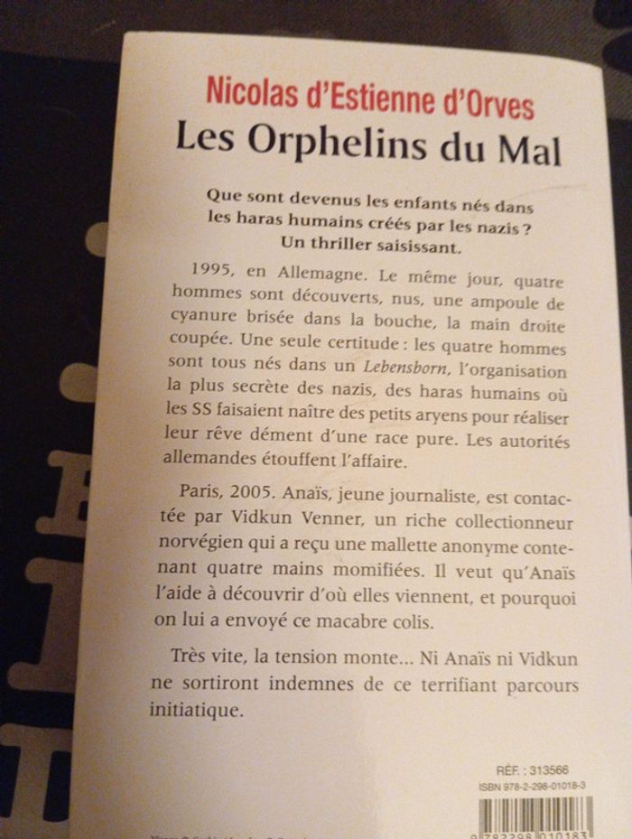 Livre comme Neuf Les orphelins du mal - photo numéro 2