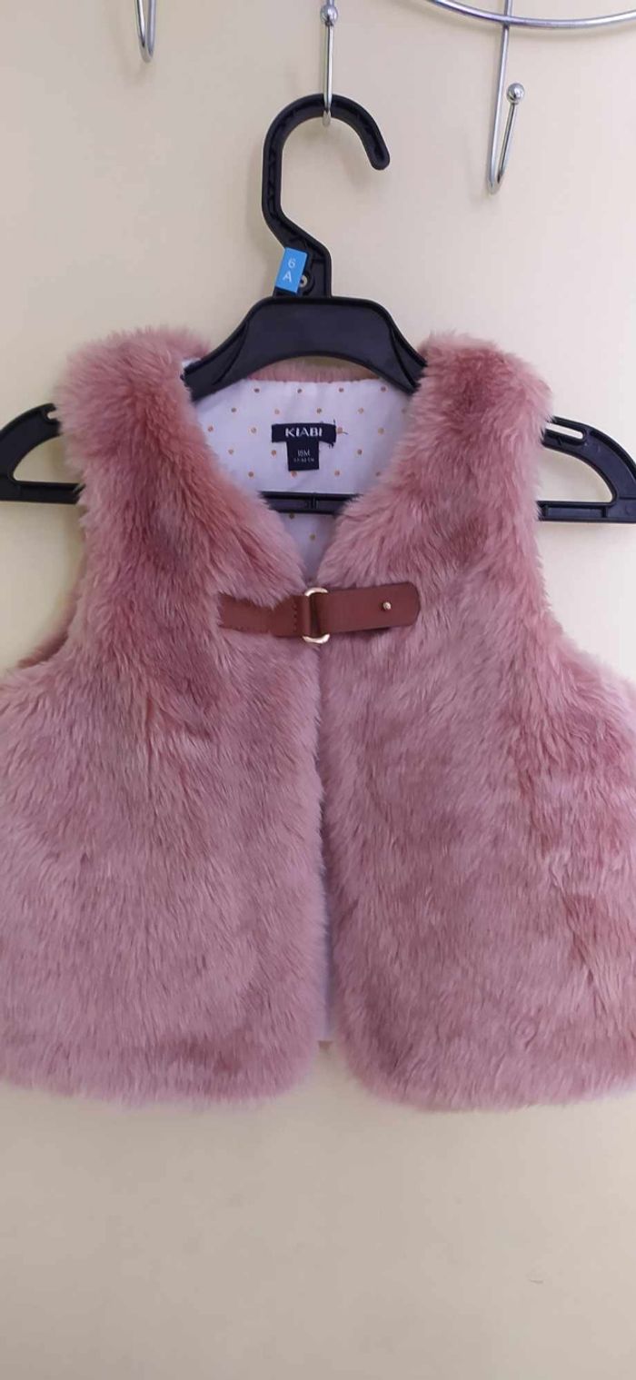 Gilet fourrure sans manche fille 18 mois - photo numéro 3