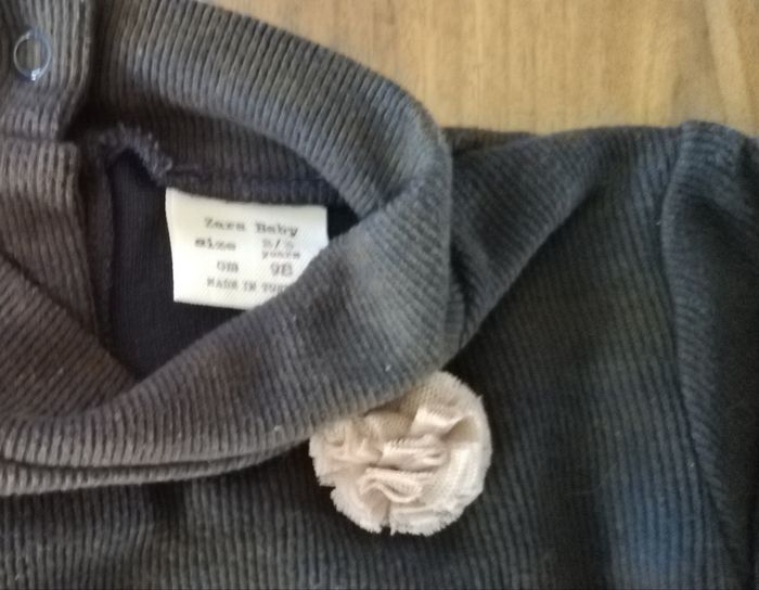 Pull col roulé 3ans - photo numéro 3