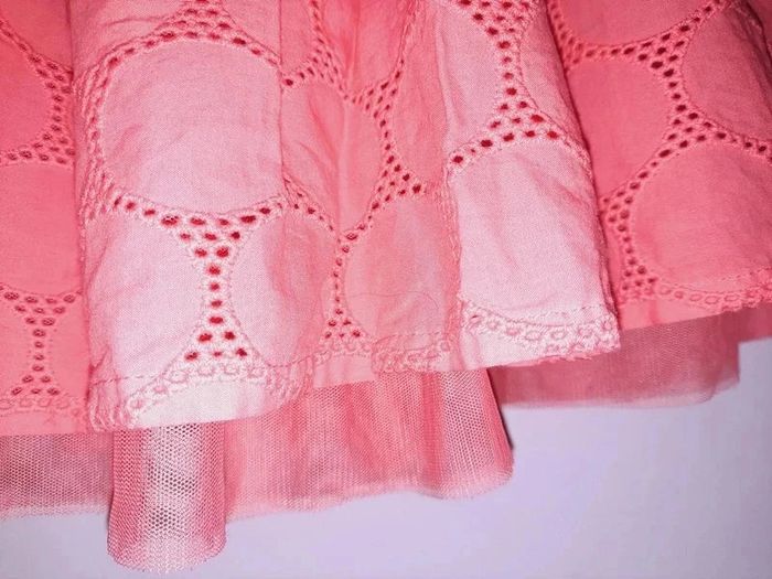 Superbe jupe Okaïdi rose saumon, réversible, un côté dentelle, un côté tulle, 12/14 ans - photo numéro 6