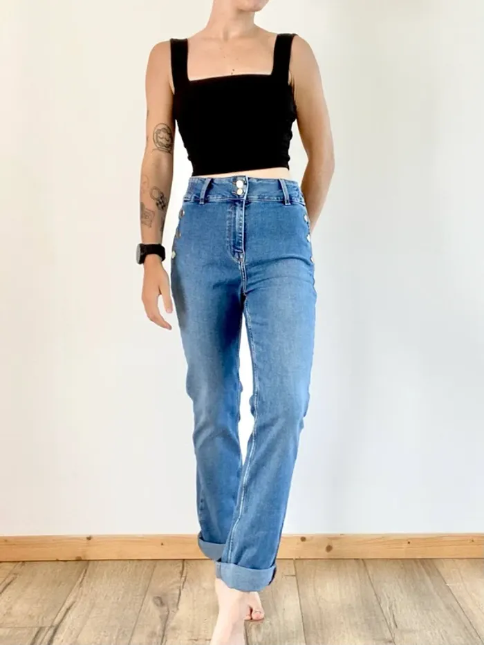 Jean Cache Cache