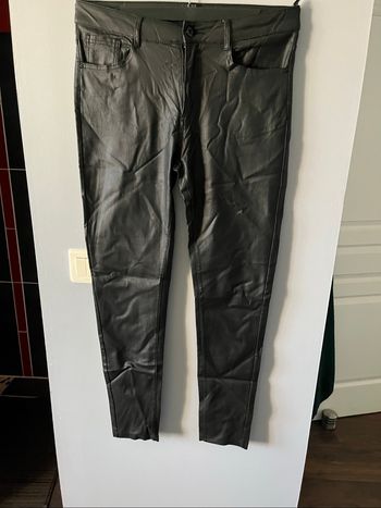 Pantalon femme similicuir