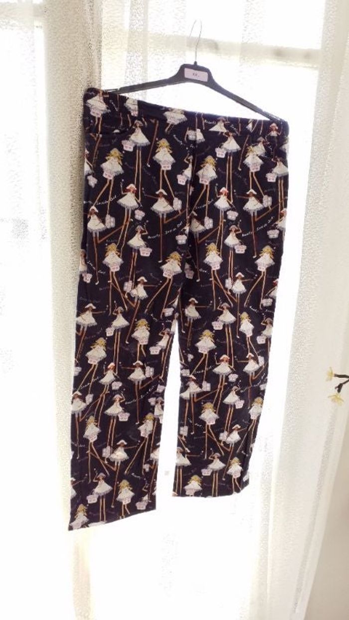 Bas de pyjama multicolore avec poches taille 38/40 très bon état