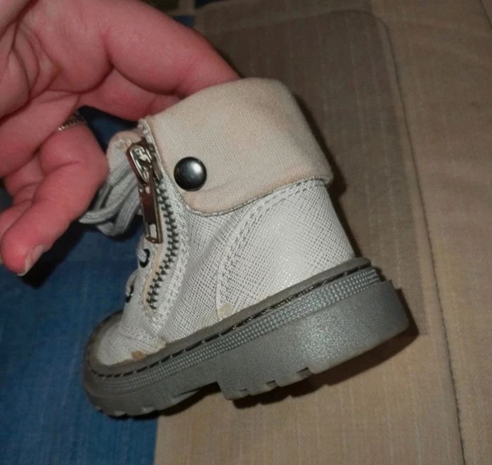 Bottines Montantes 19 - photo numéro 4