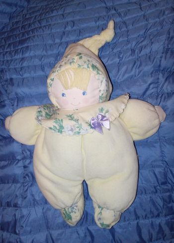 doudou peluche poupée chiffon toile tissu doudou Corolle de 1995 élastidoux jaune