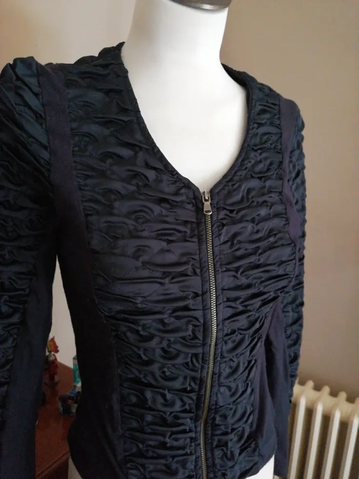 Veste zippée noire marque Eva kayan - photo numéro 2