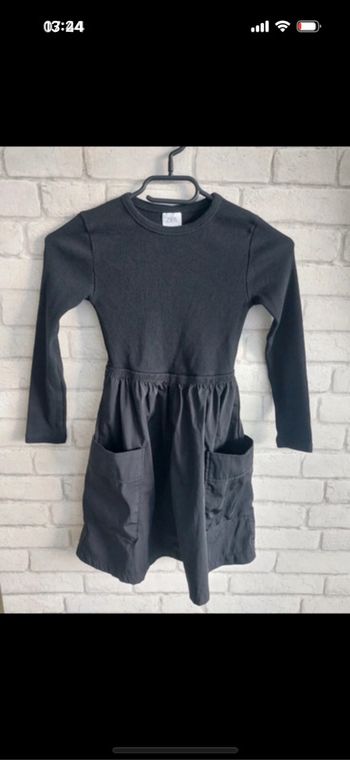 Robe Zara taille 7 ans