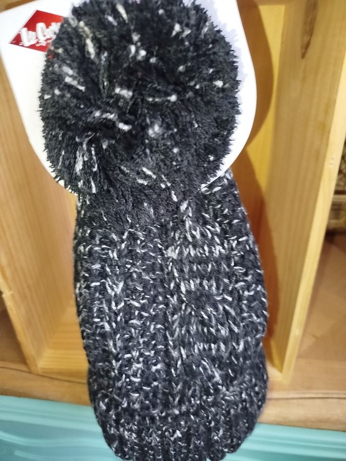 Bonnet hiver ❄️ Mixte t.u avec pompon - photo numéro 4