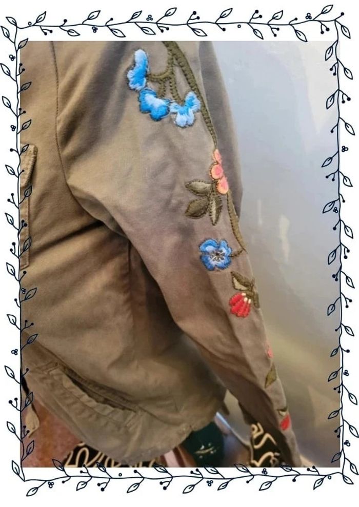 Veste avec motif fleur - photo numéro 6