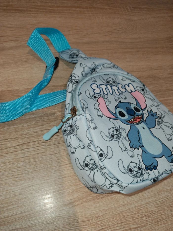 Sac à dos Stitch neuf - photo numéro 2