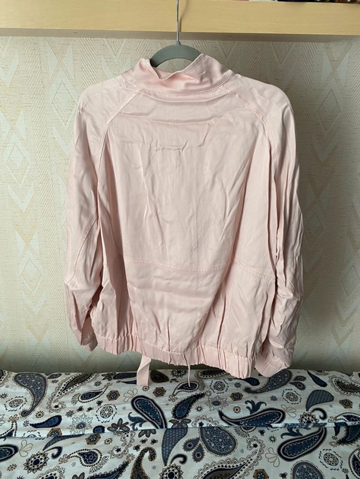 Superbe beau blouson aviateur fluide rose pale Zara neuf avec étiquette taille L - photo numéro 8