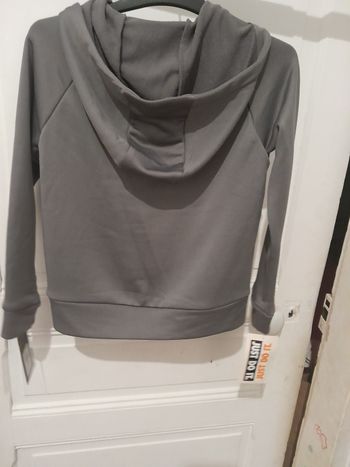 Veste Nike pour enfant neuf avec ticket