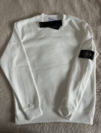 PULL STONE ISLAND