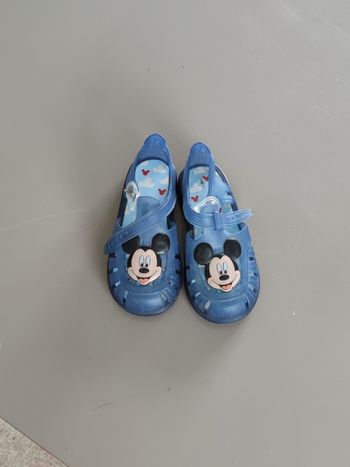 Sandale de plage garçon poiture 30 bleu, chaussure bon état