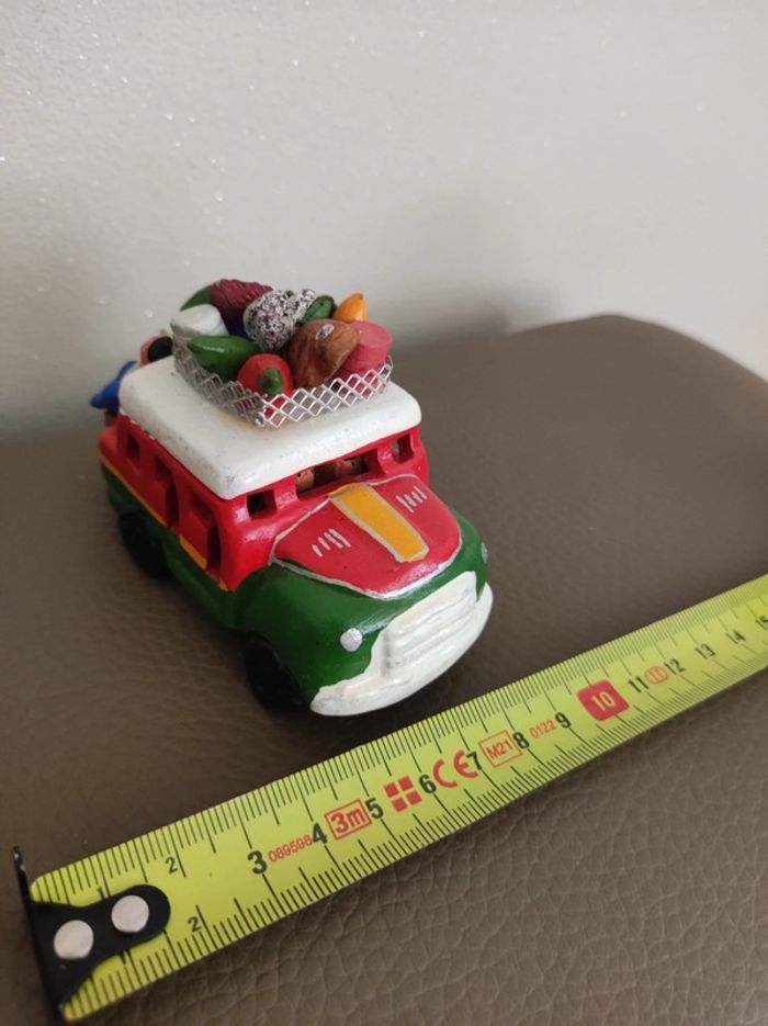 Ancienne voiture porcelaine - photo numéro 2