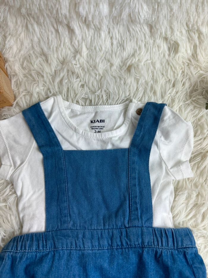 Ensemble salopette et body Kiabi taille 3 mois - photo numéro 2