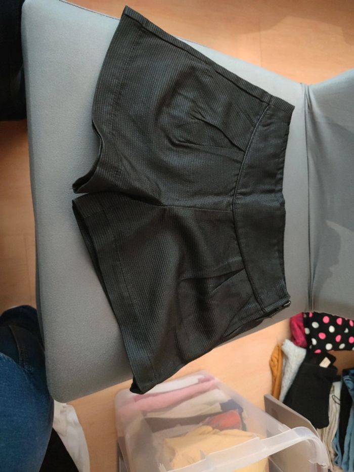 Short chino habillé paillettes bleues tao 8 ans