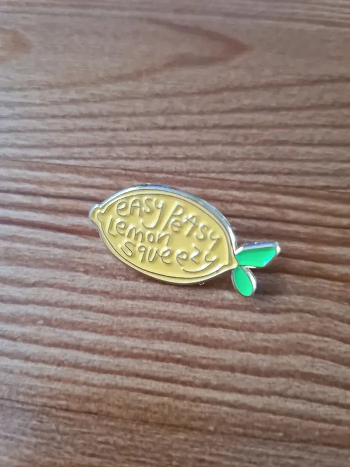 Petite broche de citron - photo numéro 2
