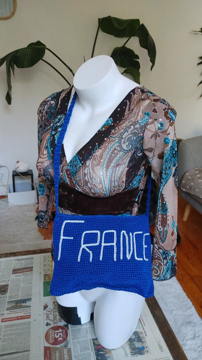 Magnifique sac à main tricot inscription France en excellente état fermeture zip - photo numéro 13