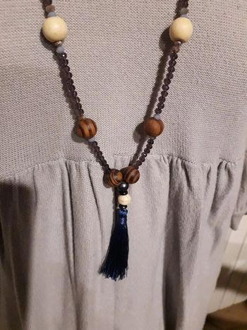 Sautoir perles de bois et perles de verre facette