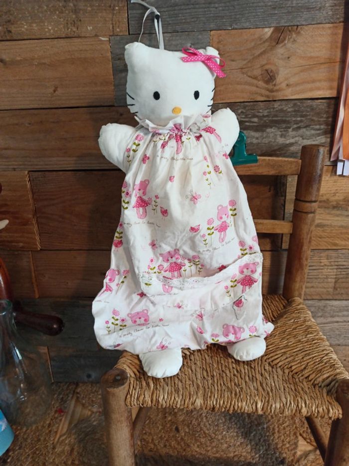 Range pyjama hello Kitty fait main tbe - photo numéro 2