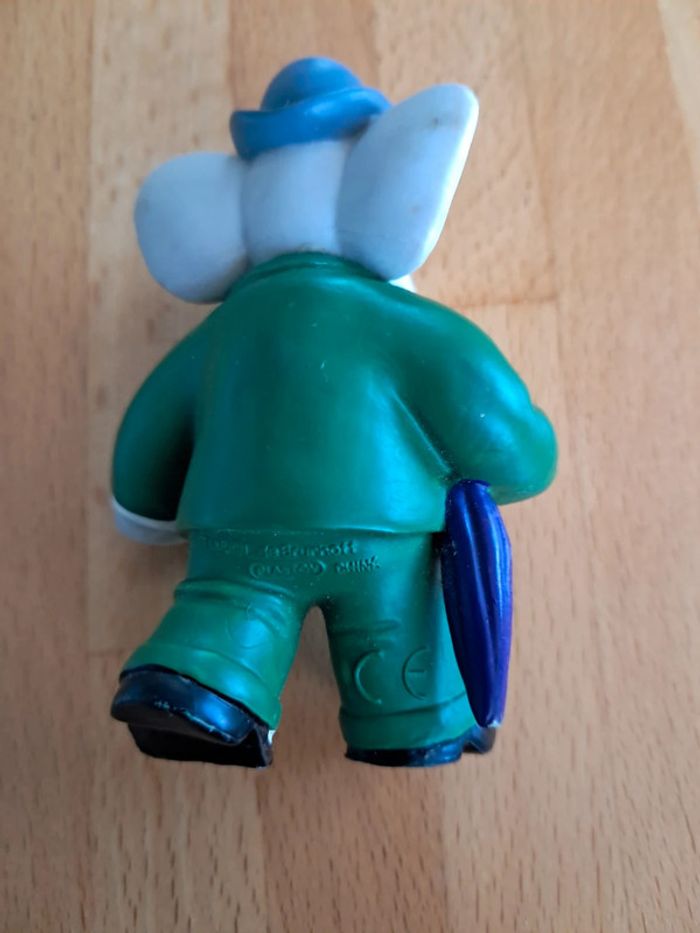 Figurine Babar et son parapluie - photo numéro 2