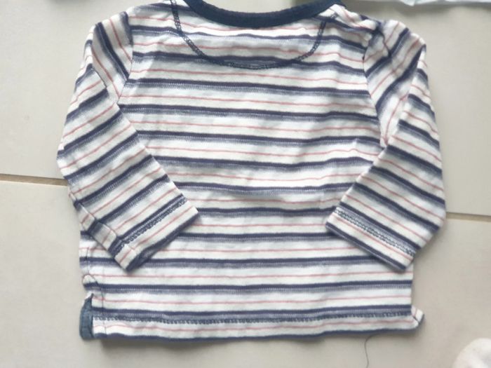 3 t-shirts manche longue 9 mois - photo numéro 6