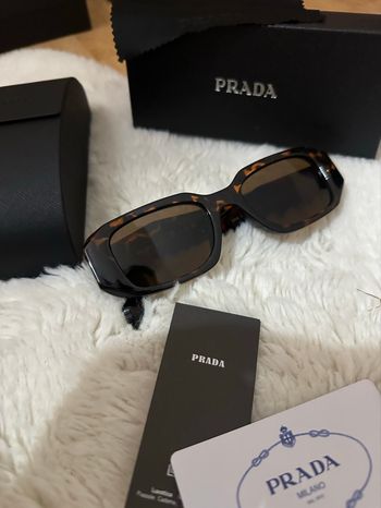 Lunettes Prada 