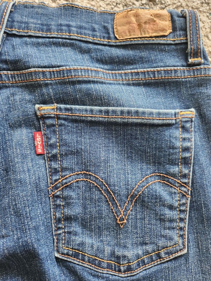 Jean Levi's bootcut modèle 712 taille 38 - photo numéro 5