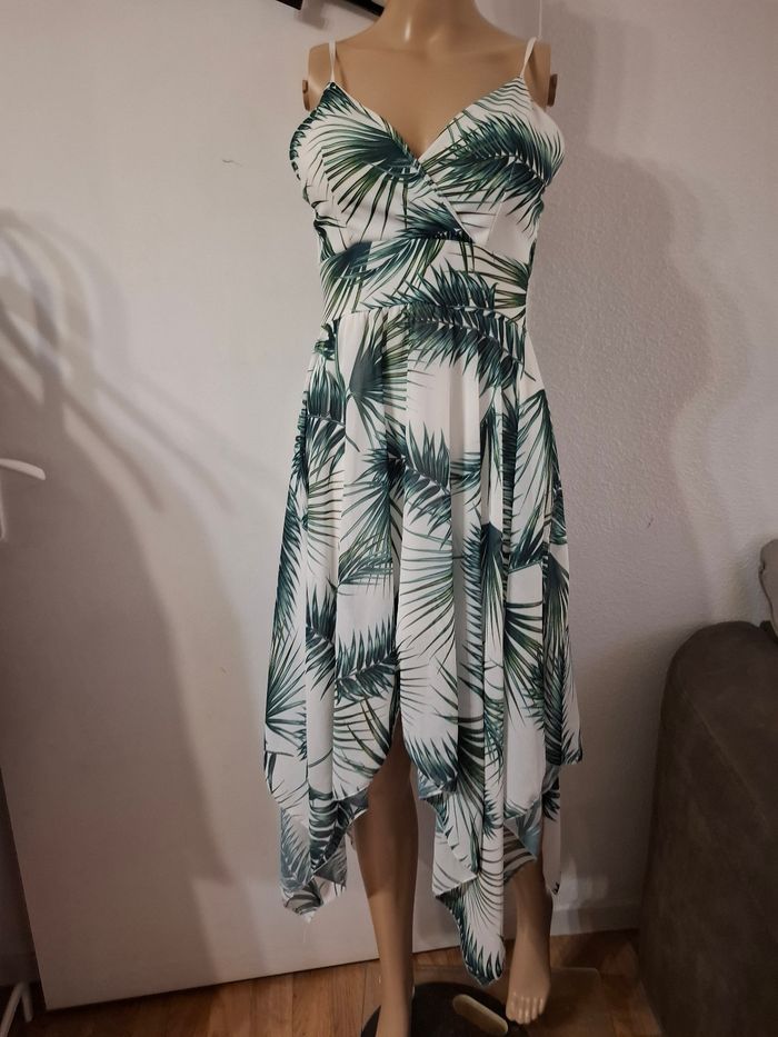 Robe ete taille unique dress (36/38 en très bon état (mesure dans l'annonce)