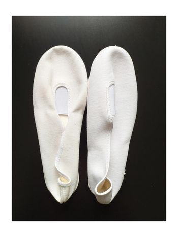 Chaussons de gym rythmiques tissu blanc pointure 36