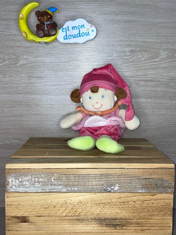 NIC660 doudou poupée 👧🏻 Sidj