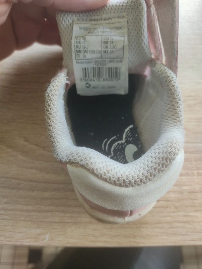 Chaussures bébé pointure 20 - photo numéro 4