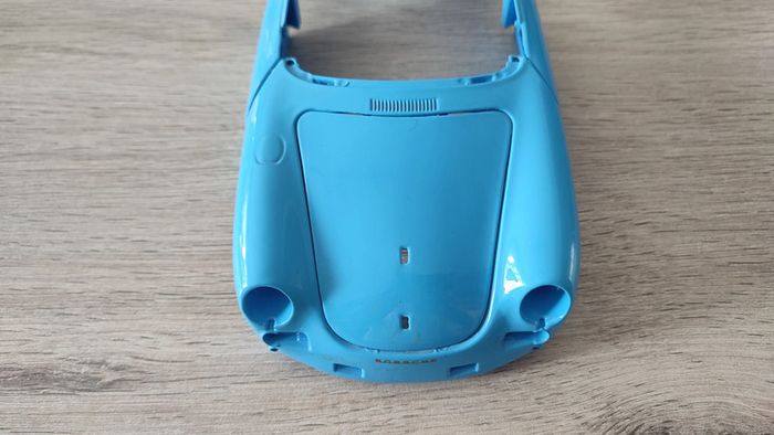 Carcasse carrosserie pièce miniature Porsche 356 B 1961 Burago BBurago 1/18 1/18e 1/18ème #B68 - photo numéro 3