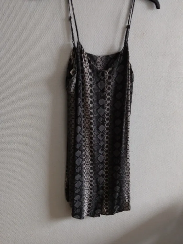 Robe taille M - photo numéro 3