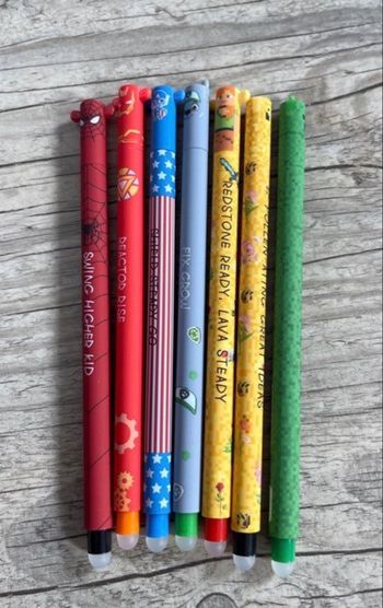 7 stylos effaçables kawai