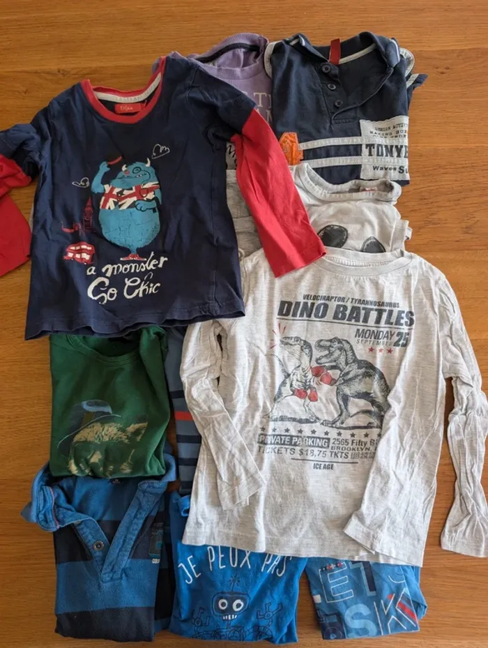 Lot 12 tee-shirts manches longues 5 ans garçon - photo numéro 4