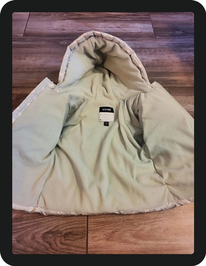 Blouson à capuche bleu clair avec fleur blanche Kiabi Taille 18 mois - photo numéro 4