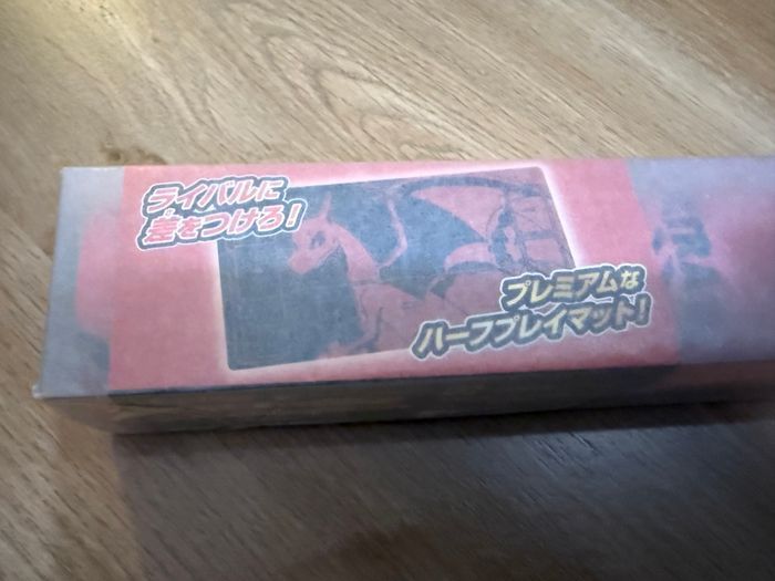 [NEUF] playmate dracaufeu Pokemon