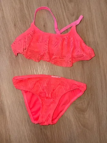 Maillot de bain parfait état 3 ans dentelle rose corail