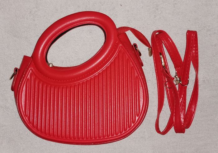 Lots de sac à main. Plusieurs formes et Plusieurs couleurs. Vente a l'unité ou en lots. - photo numéro 3